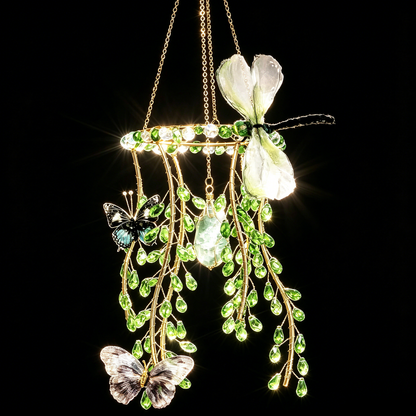 Green Crystal Willow Suncatcher – Cascading Vine Hanging Decor